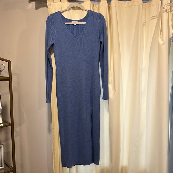 Beautiful brand new song of style knot dress! Perfect for fall! - Picture 1 of 5